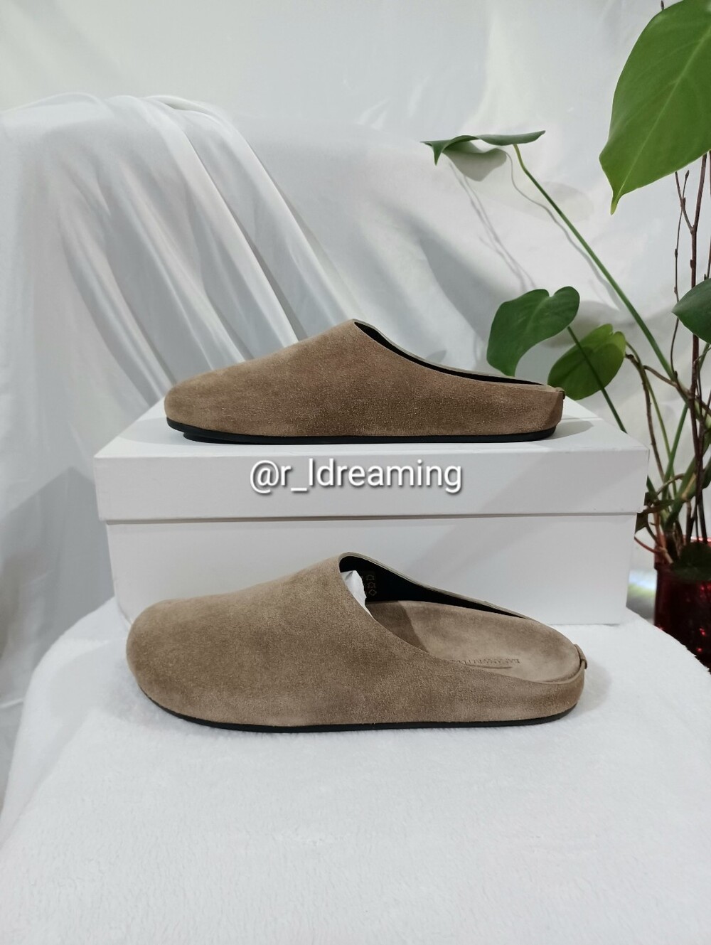 New Banana Republic Slip-On Suede Clog in Taupe Size 7 - Picture 8 of 14